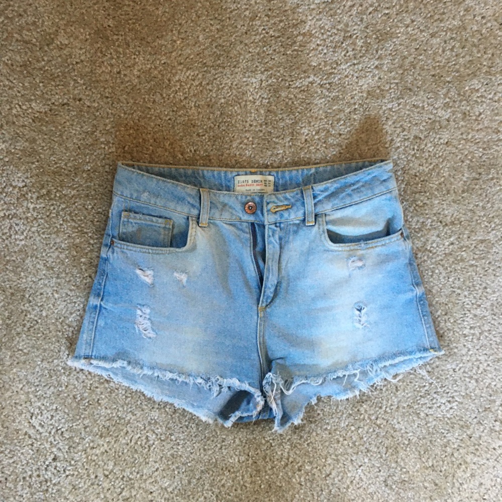 ZARA high waisted jean shorts (vintage)